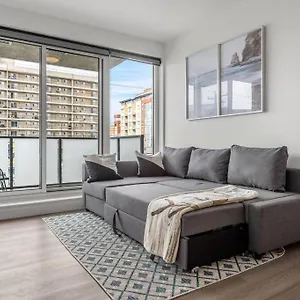 Chic 1Br Kensington Unit With Parking Calgary