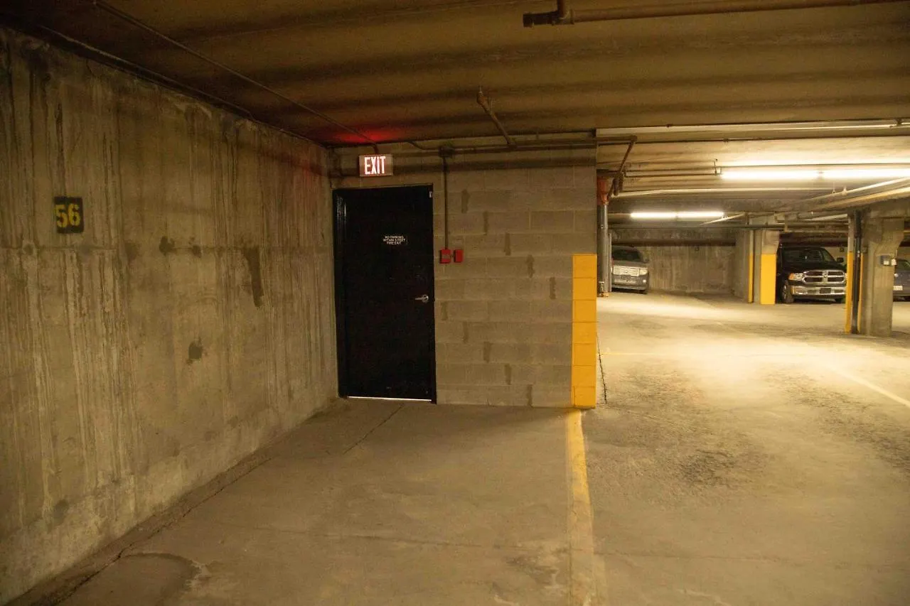 Calgary Downtown Center Condo With Free Parking 0*,  カナダ